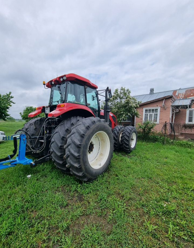 YTO LX2404 - Трактор: фото 3 YTO LX2404 - Трактор: фото 3