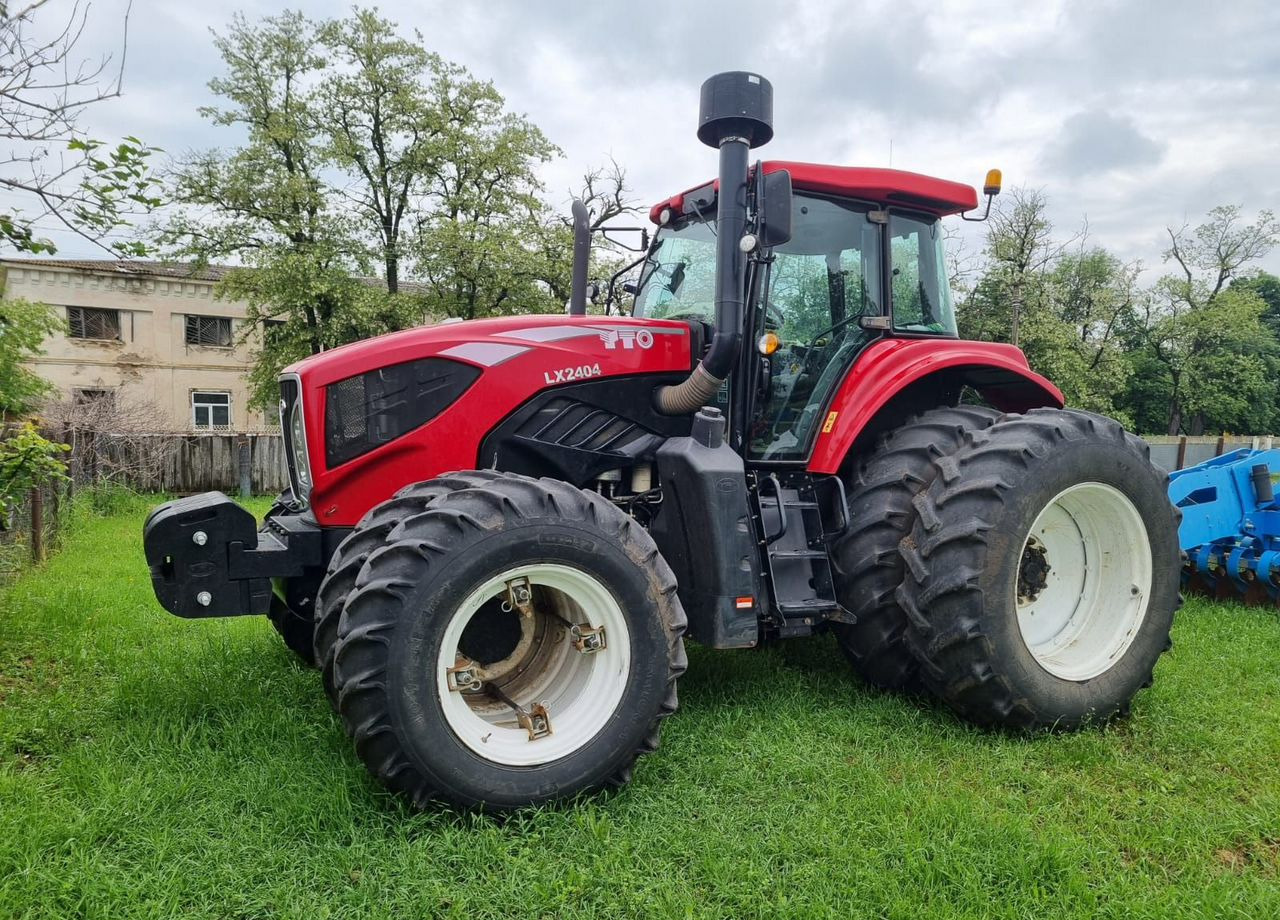 YTO LX2404 - Трактор: фото 2 YTO LX2404 - Трактор: фото 2