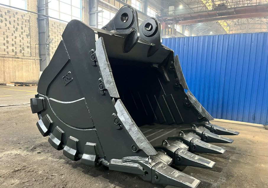 Скальный сверхусиленный ковш на Hyundai R 520 - Ковш для экскаватора: фото 1 Скальный сверхусиленный ковш на Hyundai R 520 - Ковш для экскаватора: фото 1