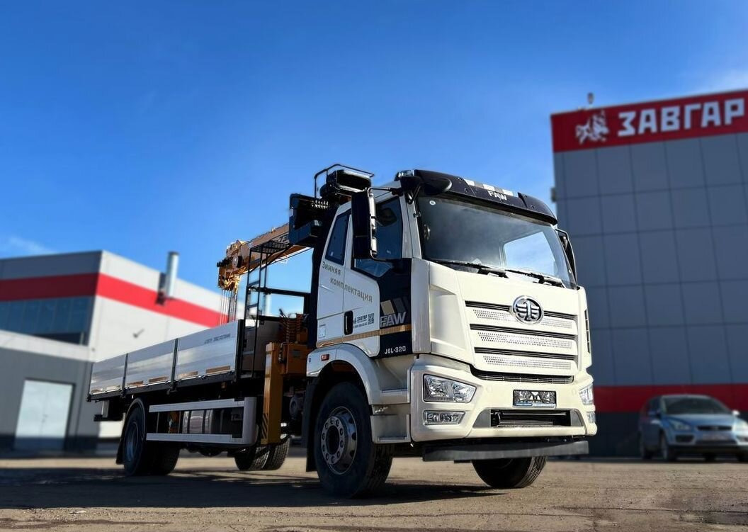 FAW J6L - Грузовик бортовой/ Платформа, Автоманипулятор: фото 3 FAW J6L - Грузовик бортовой/ Платформа, Автоманипулятор: фото 3