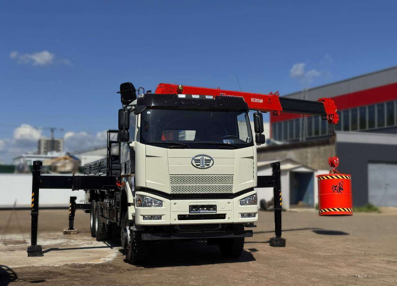 FAW J6P - Грузовик бортовой/ Платформа, Автоманипулятор: фото 4 FAW J6P - Грузовик бортовой/ Платформа, Автоманипулятор: фото 4