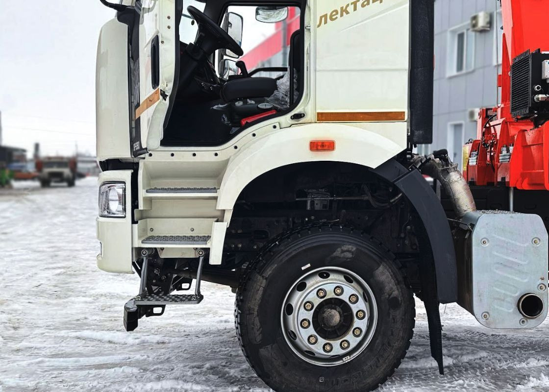 Новый Грузовик бортовой/ Платформа, Автоманипулятор FAW J6P: фото 10