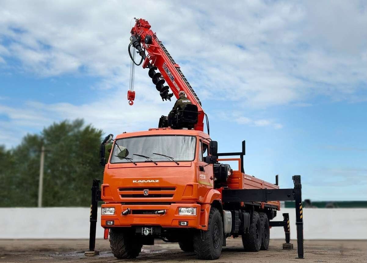 Новый Грузовик бортовой/ Платформа, Автоманипулятор КАМАЗ 43118-50: фото 20