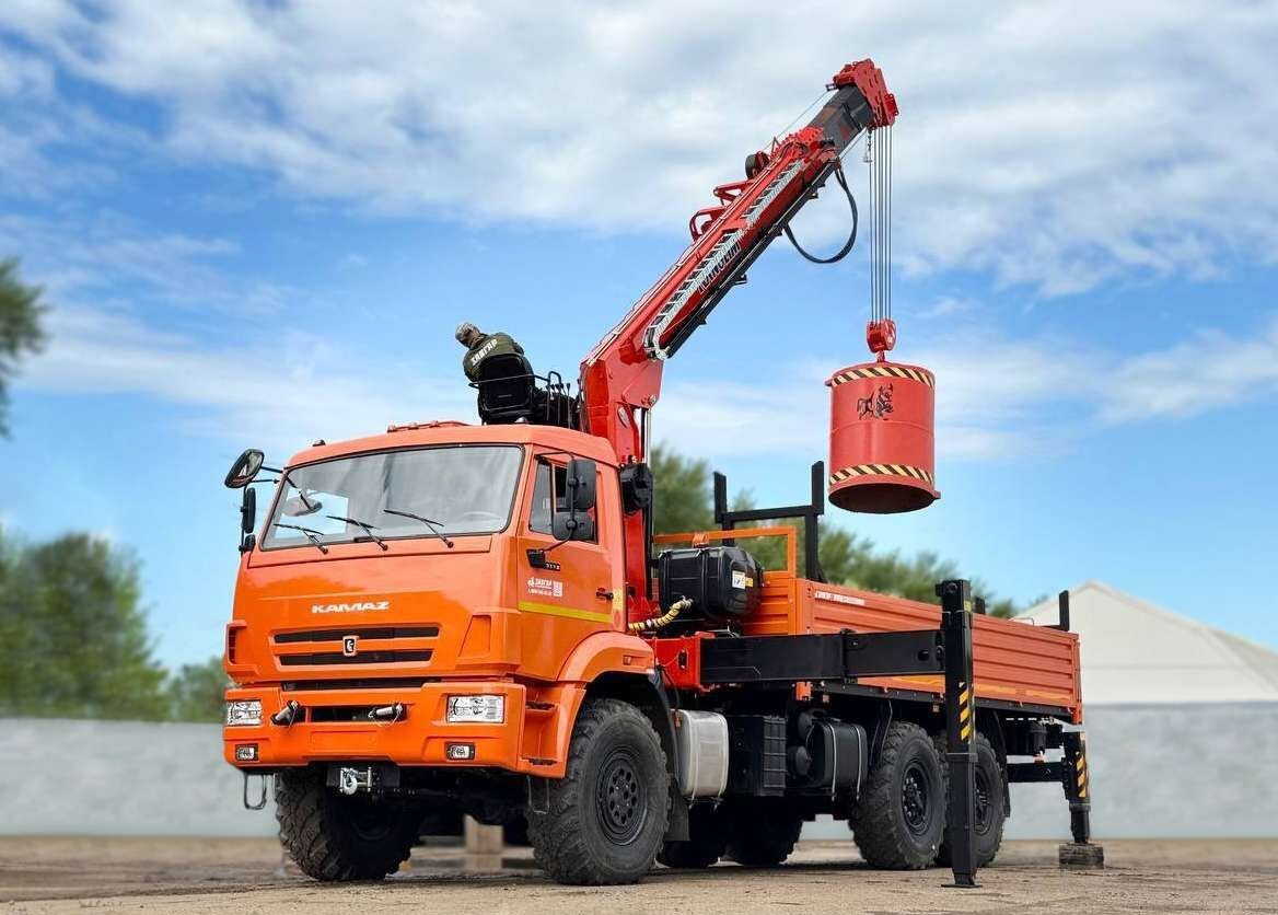 Новый Грузовик бортовой/ Платформа, Автоманипулятор КАМАЗ 43118-50: фото 18