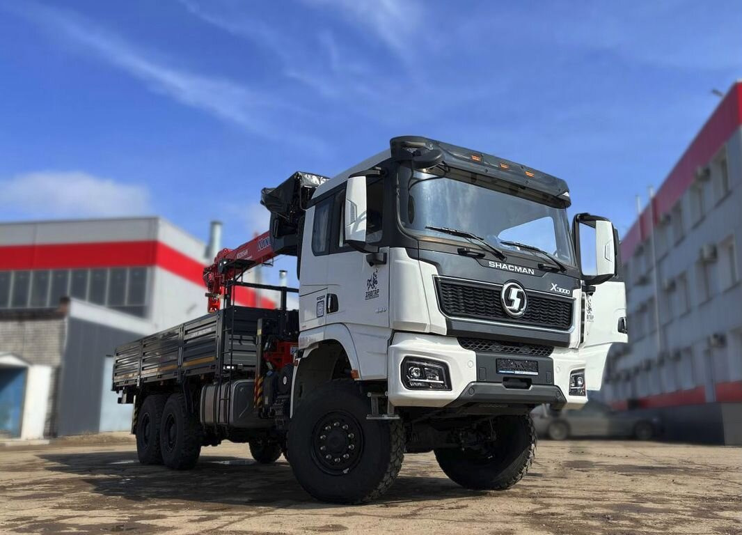 Shacman X3000 - Грузовик бортовой/ Платформа, Автоманипулятор: фото 1 Shacman X3000 - Грузовик бортовой/ Платформа, Автоманипулятор: фото 1