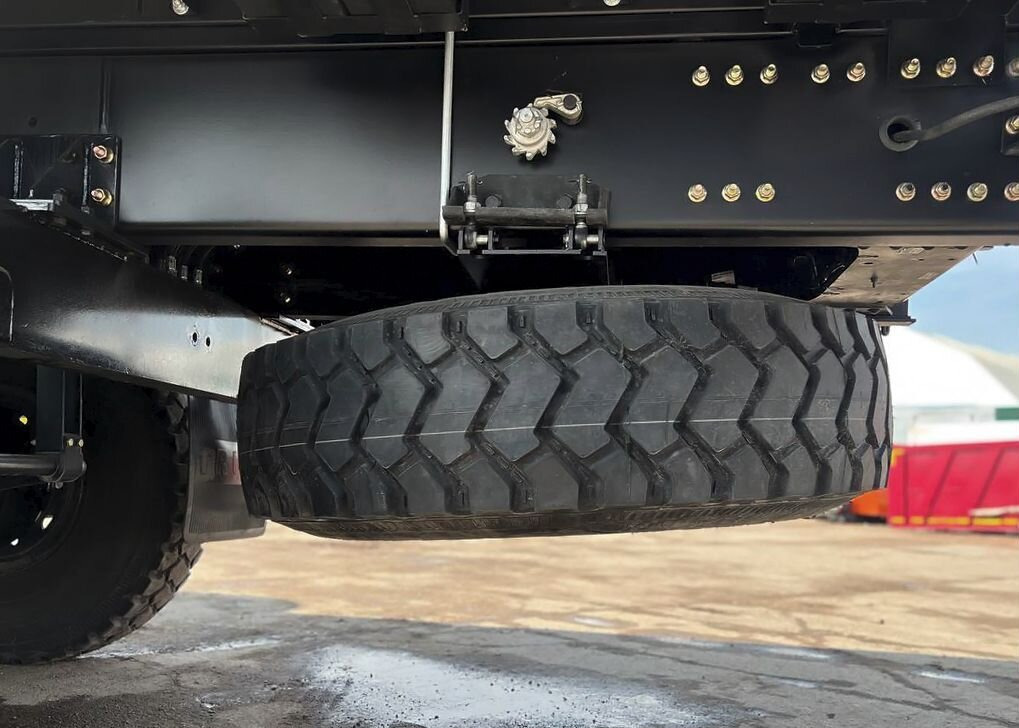 Новый Грузовик бортовой/ Платформа, Автоманипулятор Shacman X3000: фото 9