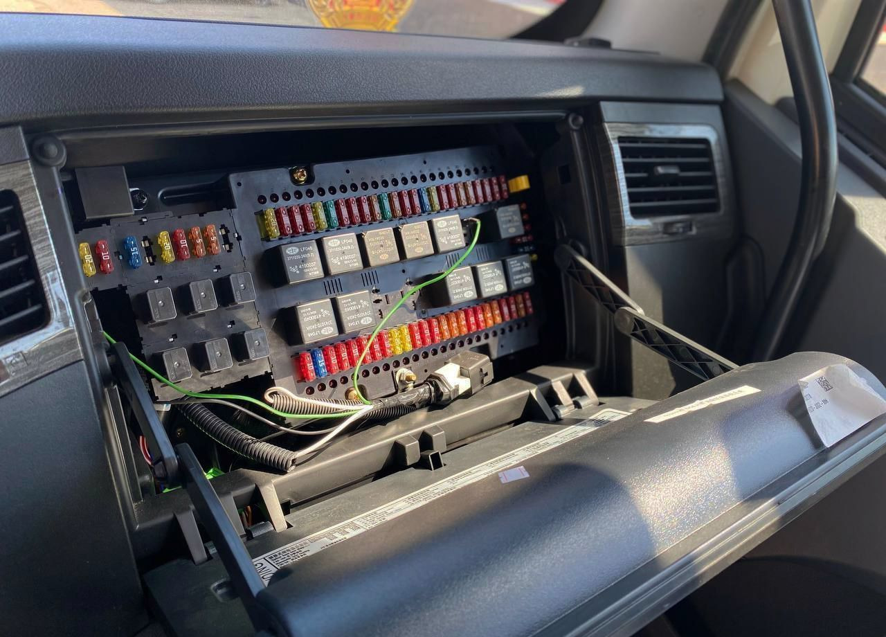 Новый Грузовик бортовой/ Платформа, Автоманипулятор FAW CA3310: фото 19