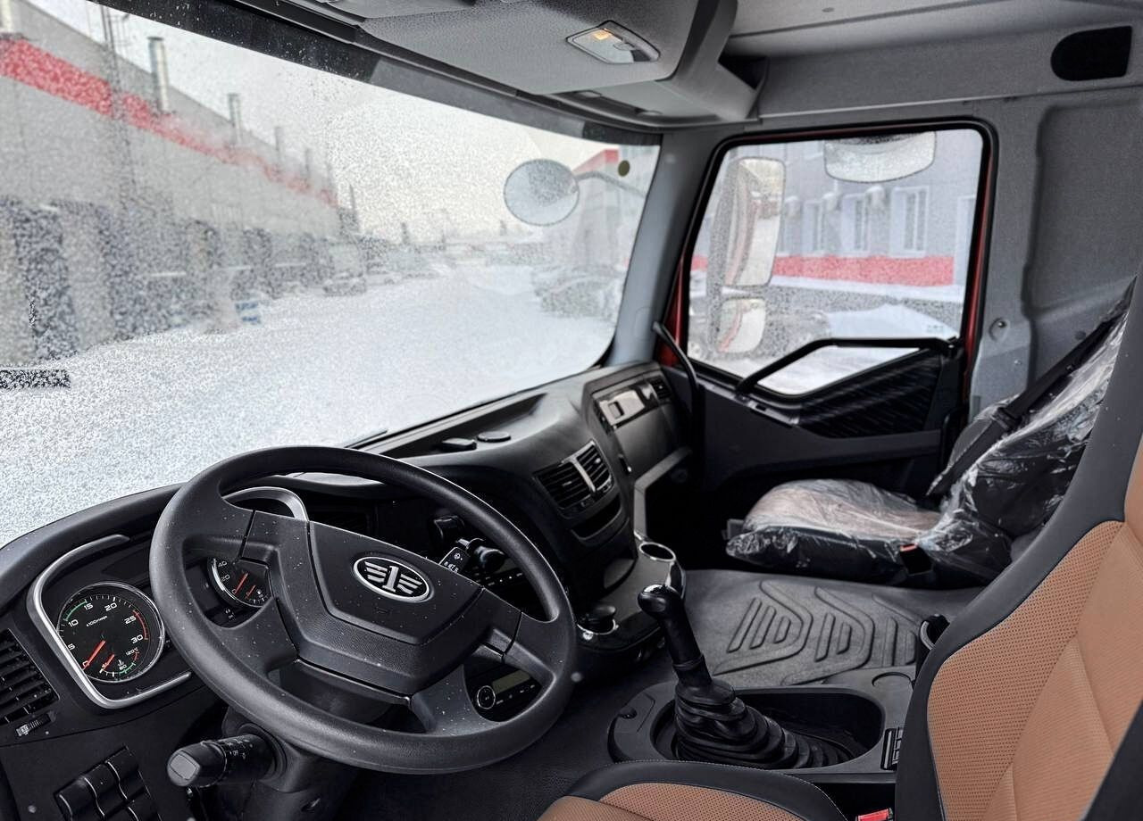 Новый Грузовик бортовой/ Платформа, Автоманипулятор FAW J6P: фото 7