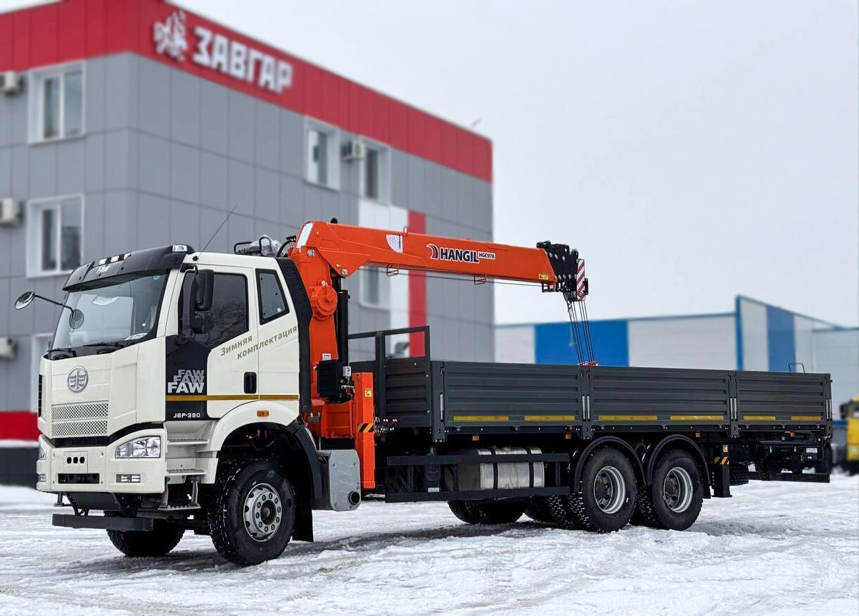 FAW J6P - Грузовик бортовой/ Платформа, Автоманипулятор: фото 2 FAW J6P - Грузовик бортовой/ Платформа, Автоманипулятор: фото 2