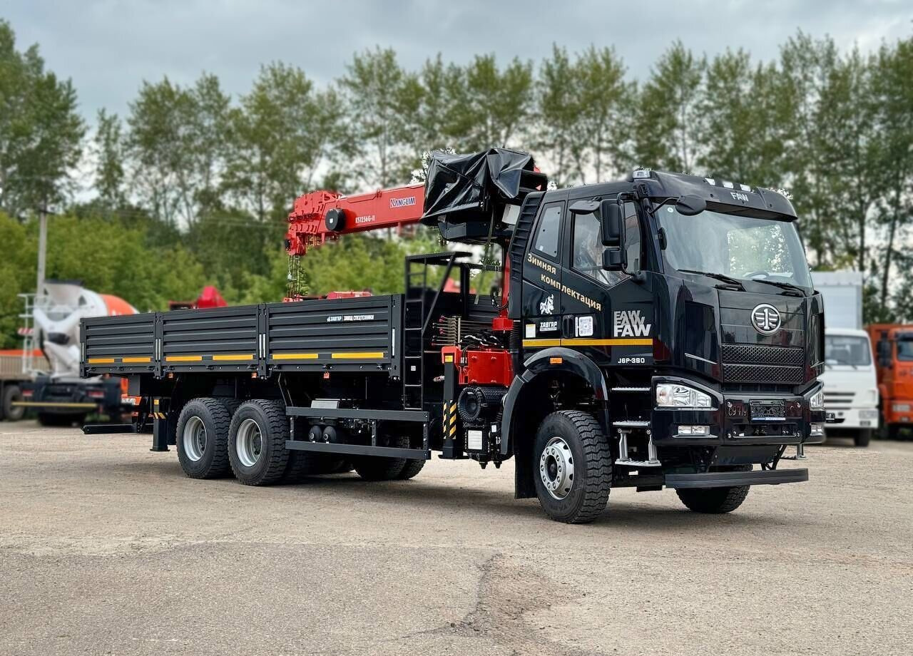 FAW J6P - Грузовик бортовой/ Платформа, Автоманипулятор: фото 1 FAW J6P - Грузовик бортовой/ Платформа, Автоманипулятор: фото 1