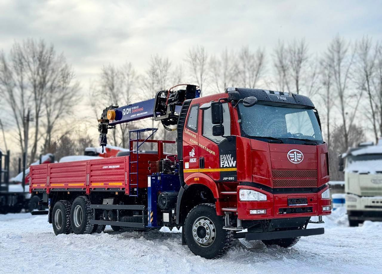FAW J6P - Грузовик бортовой/ Платформа, Автоманипулятор: фото 3 FAW J6P - Грузовик бортовой/ Платформа, Автоманипулятор: фото 3