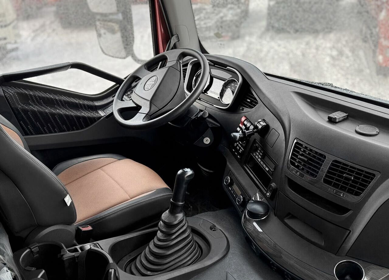 Новый Грузовик бортовой/ Платформа, Автоманипулятор FAW J6P: фото 8