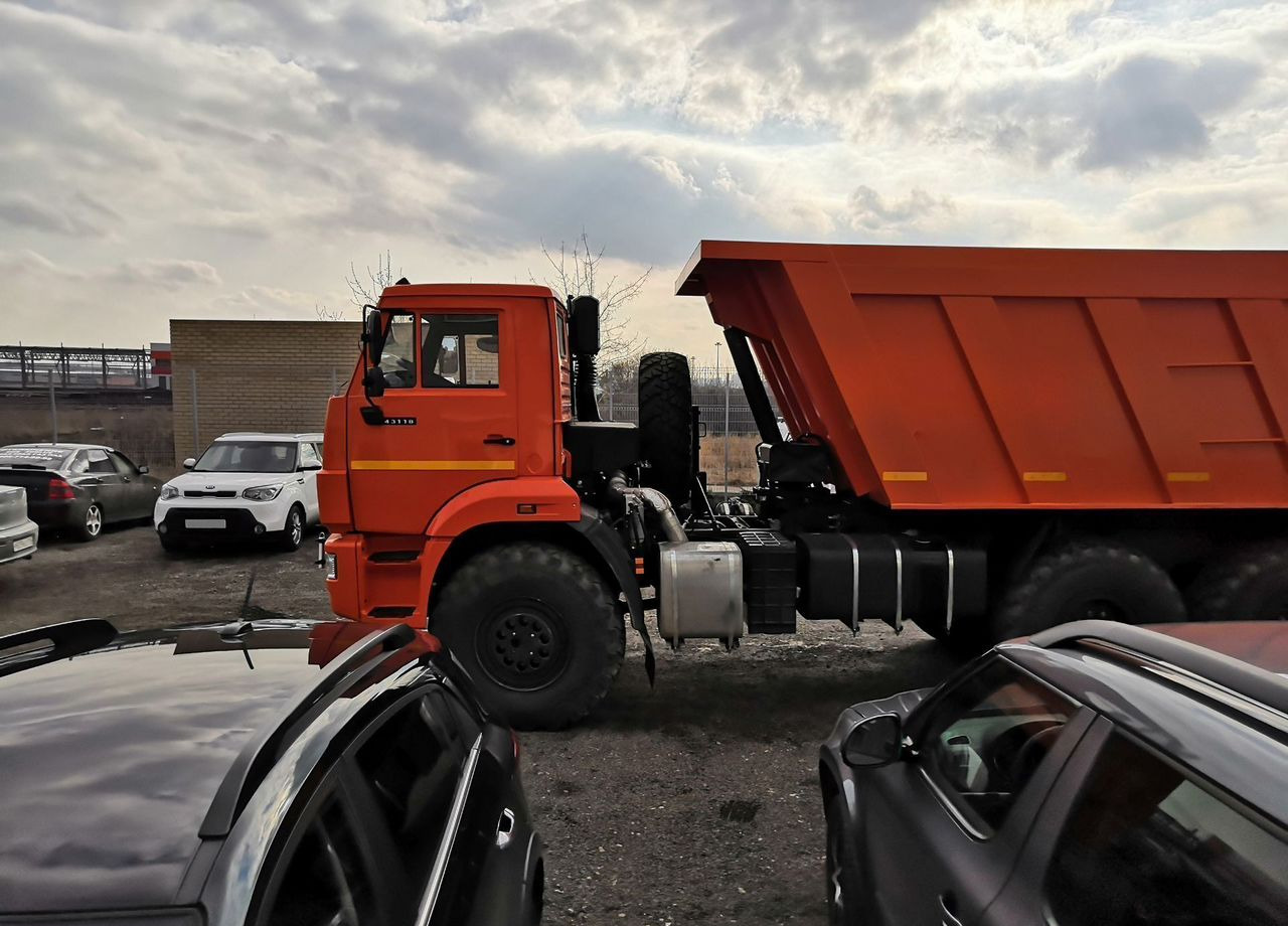 Новый Самосвал КАМАЗ 43118: фото 9