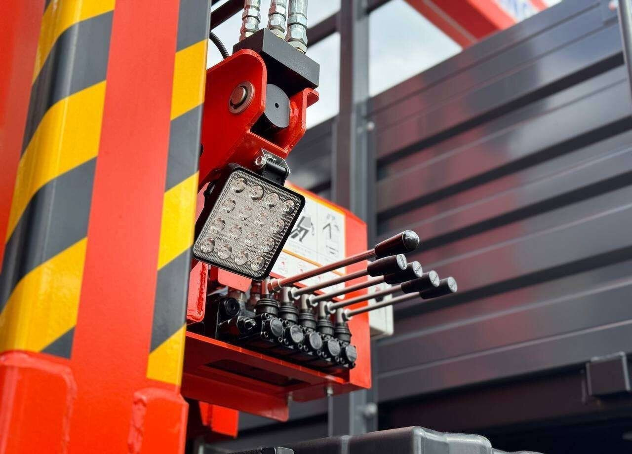 Новый Грузовик бортовой/ Платформа, Автоманипулятор Shacman X3000: фото 9