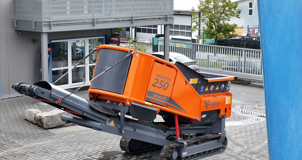 Arjes 250 - Шредер промышленный: фото 1 Arjes 250 - Шредер промышленный: фото 1