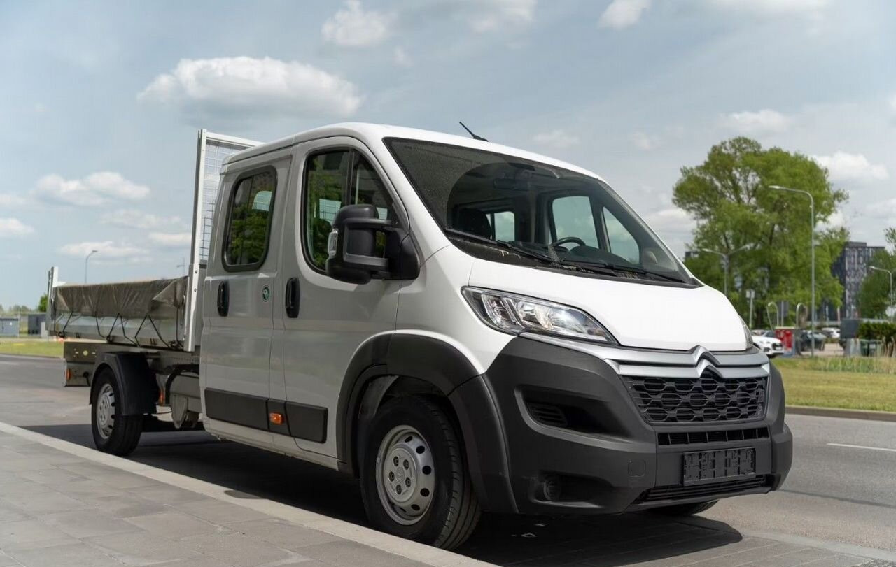 Citroen Jumper - Малотоннажный бортовой грузовик, Грузопассажирский фургон: фото 1 Citroen Jumper - Малотоннажный бортовой грузовик, Грузопассажирский фургон: фото 1