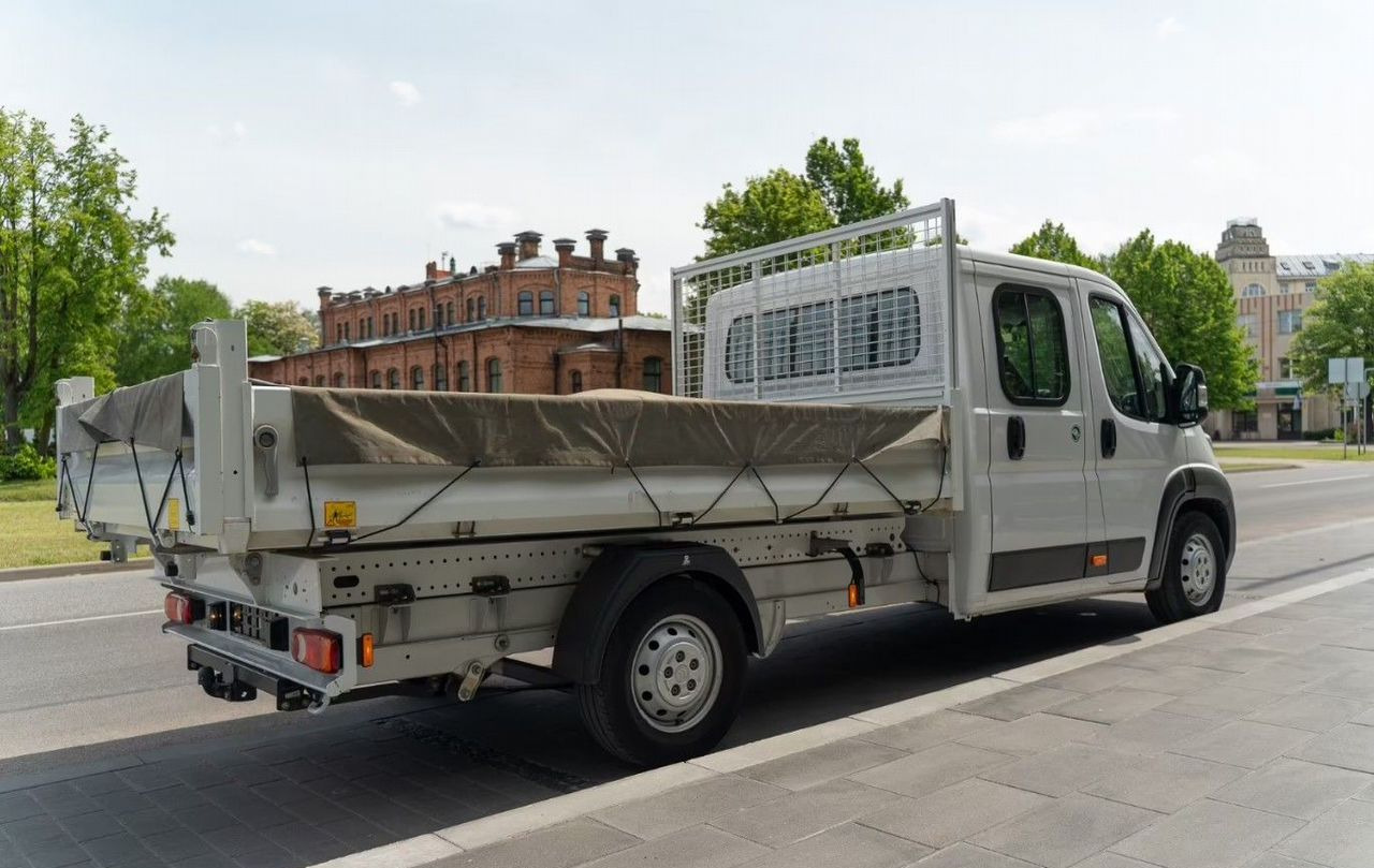 Citroen Jumper - Малотоннажный бортовой грузовик, Грузопассажирский фургон: фото 4 Citroen Jumper - Малотоннажный бортовой грузовик, Грузопассажирский фургон: фото 4