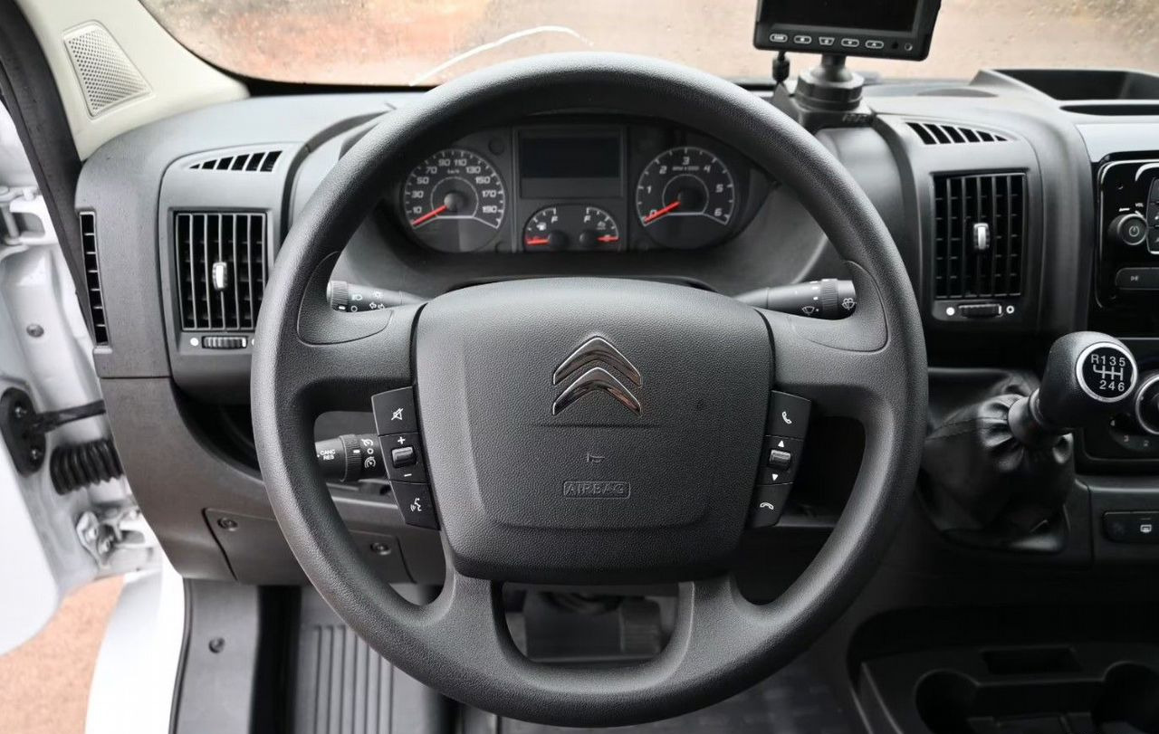 Фургон с закрытым кузовом Citroen Jumper: фото 8