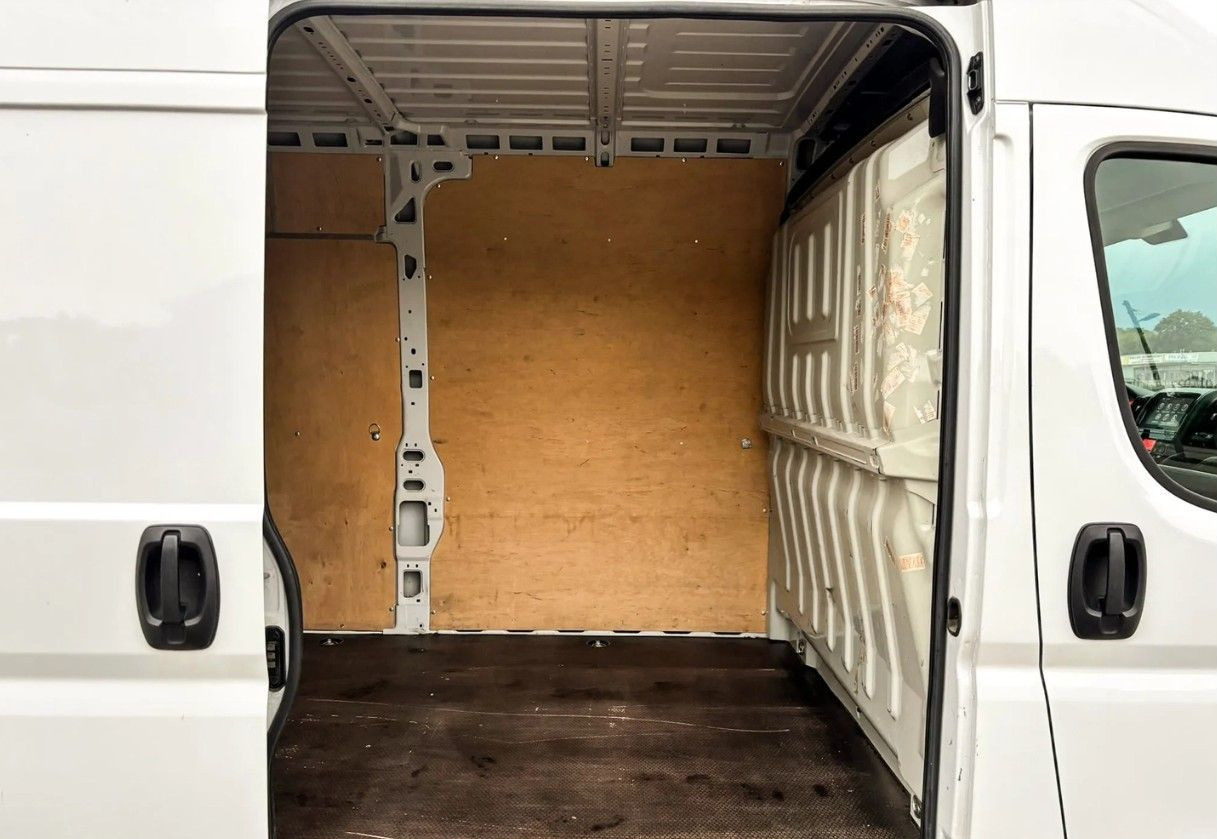 Цельнометаллический фургон FIAT Ducato: фото 9