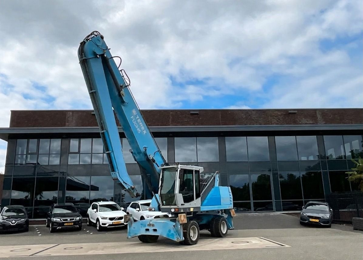 Экскаватор-перегружатель FUCHS MHL 340: фото 6 Экскаватор-перегружатель FUCHS MHL 340: фото 6