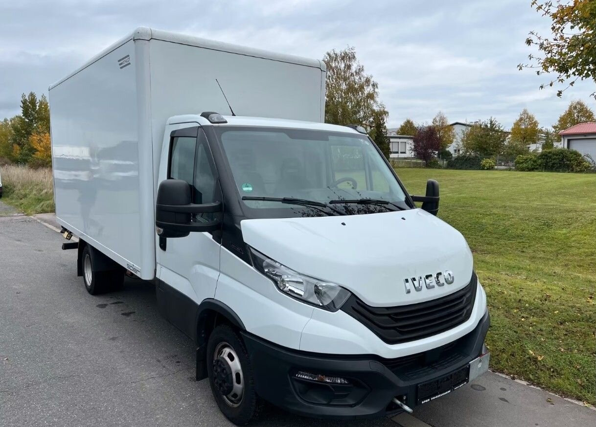 Iveco Daily - Фургон с закрытым кузовом: фото 1 Iveco Daily - Фургон с закрытым кузовом: фото 1