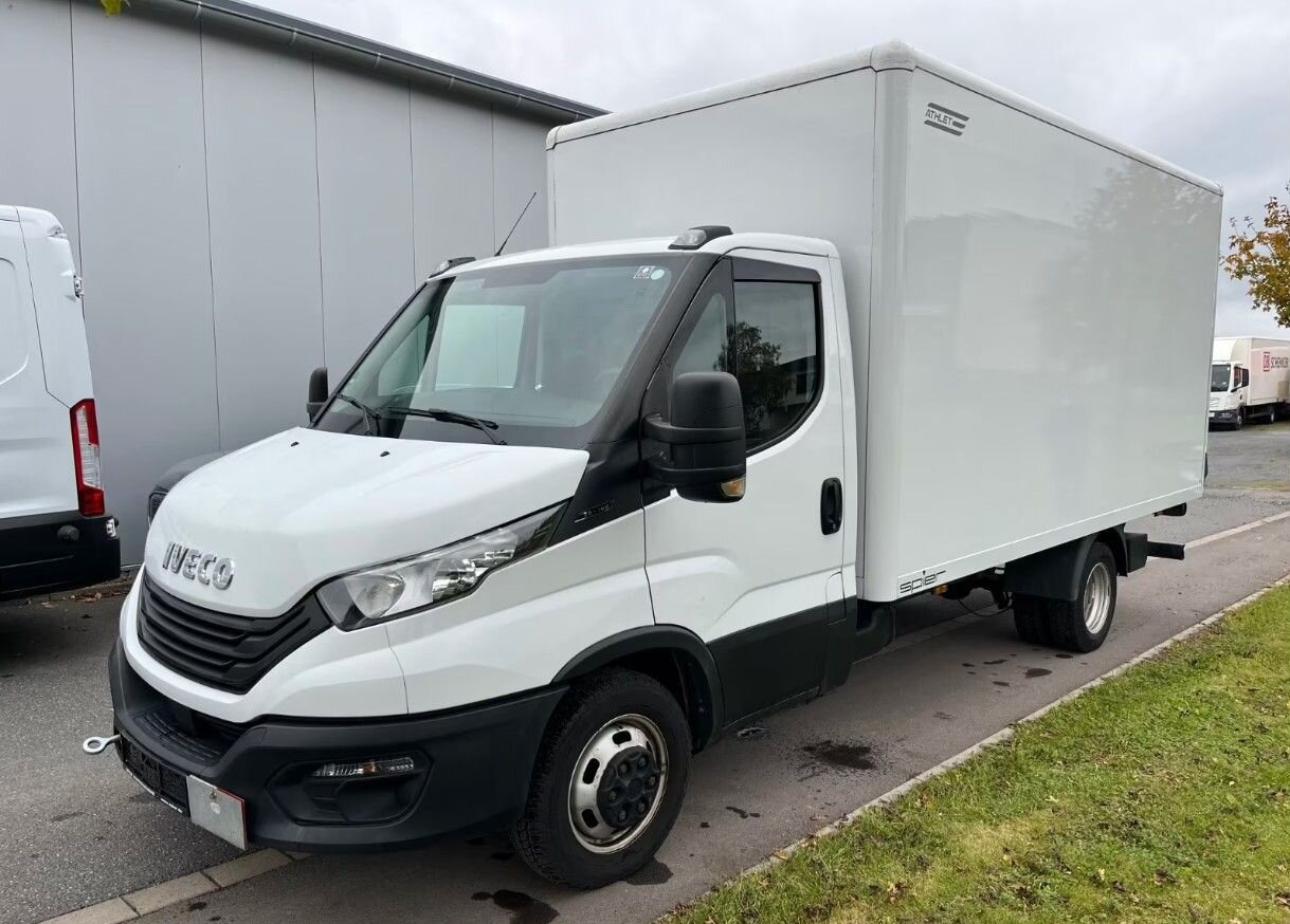 Iveco Daily - Фургон с закрытым кузовом: фото 2 Iveco Daily - Фургон с закрытым кузовом: фото 2