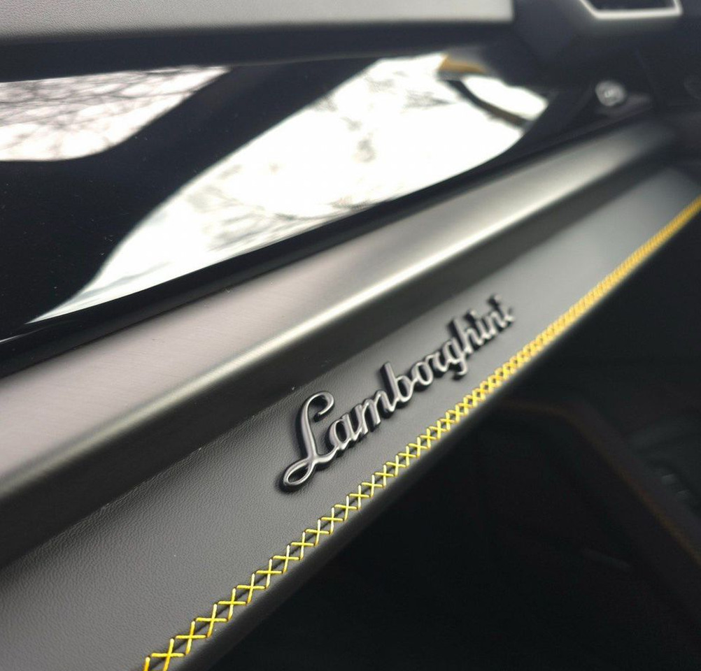 Легковой автомобиль Lamborghini Urus 4.0 AT, , 100 км: фото 17