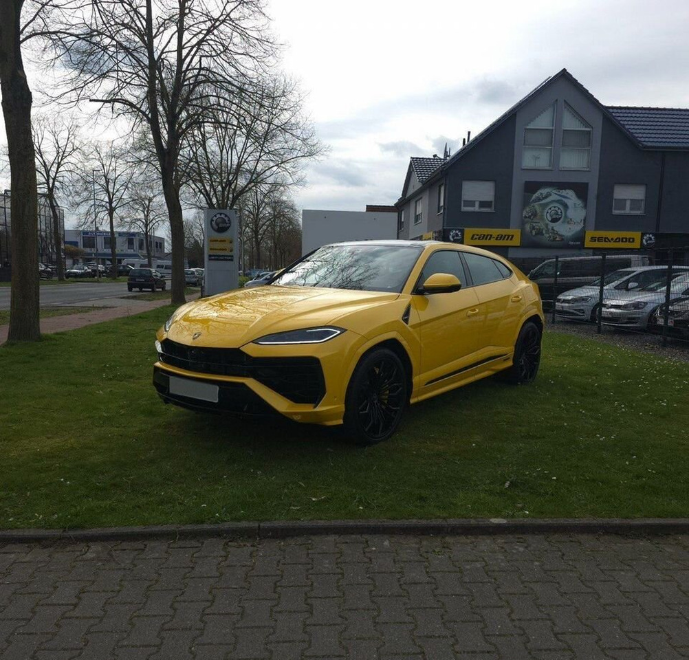 Lamborghini Urus 4.0 AT, , 55 км - Легковой автомобиль: фото 2 Lamborghini Urus 4.0 AT, , 55 км - Легковой автомобиль: фото 2
