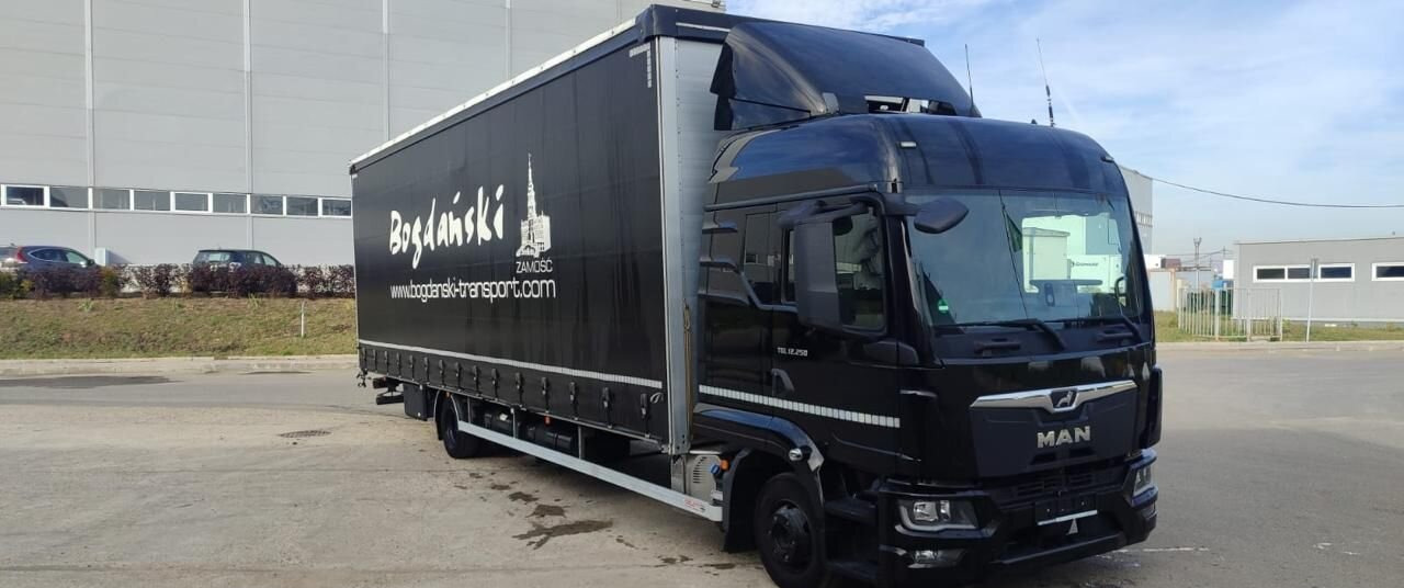 MAN TGL 12.250 - Тентованный грузовик: фото 1 MAN TGL 12.250 - Тентованный грузовик: фото 1