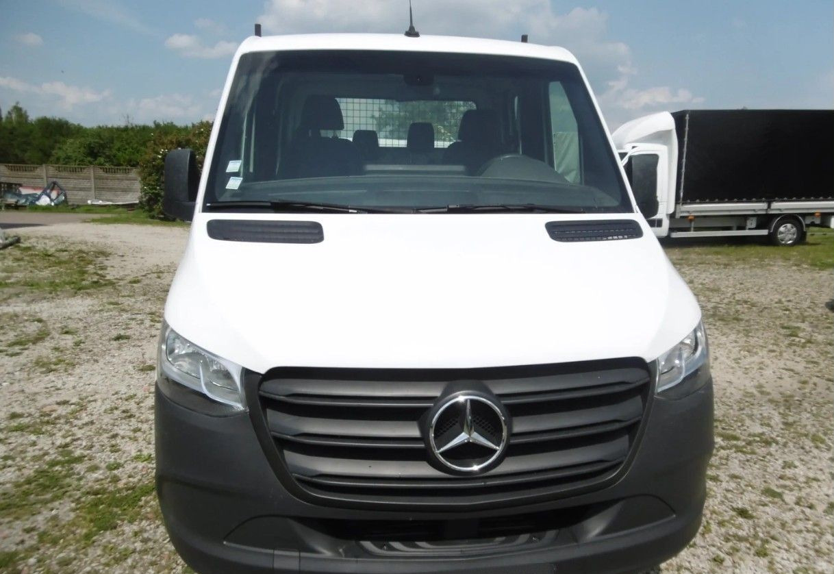 Mercedes-Benz Sprinter - Малотоннажный бортовой грузовик, Грузопассажирский фургон: фото 2 Mercedes-Benz Sprinter - Малотоннажный бортовой грузовик, Грузопассажирский фургон: фото 2