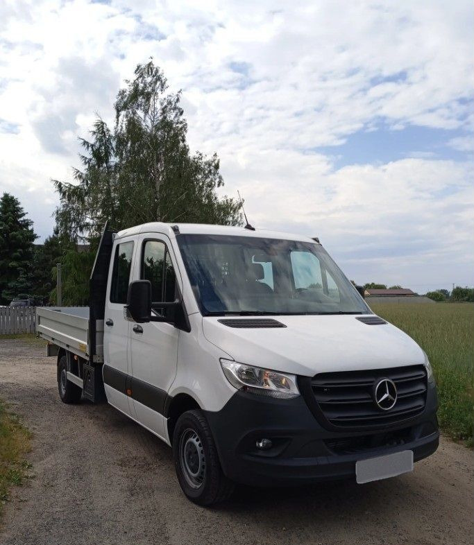 Mercedes-Benz Sprinter - Малотоннажный бортовой грузовик: фото 1 Mercedes-Benz Sprinter - Малотоннажный бортовой грузовик: фото 1