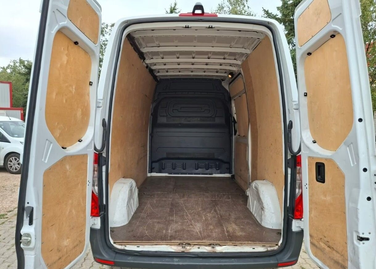 Цельнометаллический фургон Mercedes-Benz Sprinter: фото 6