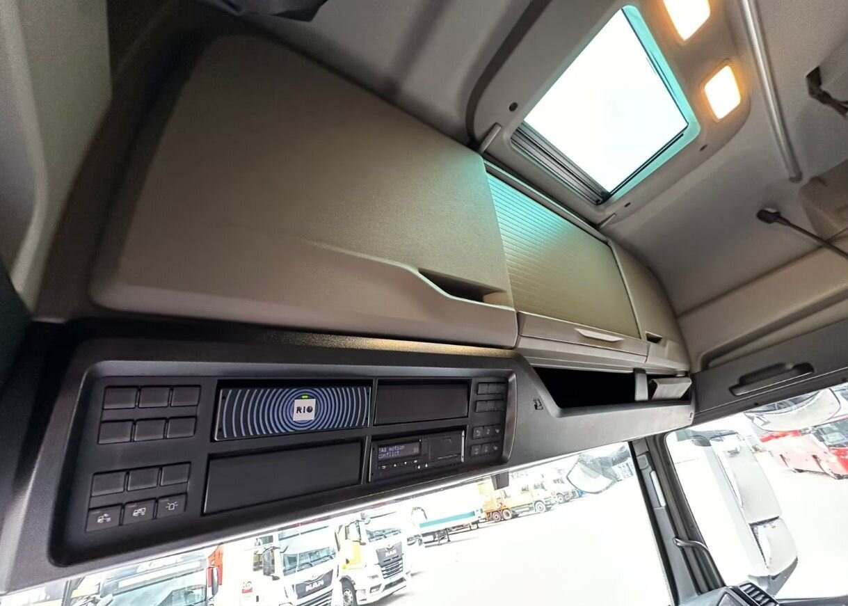Новый Тягач MAN TGX: фото 6