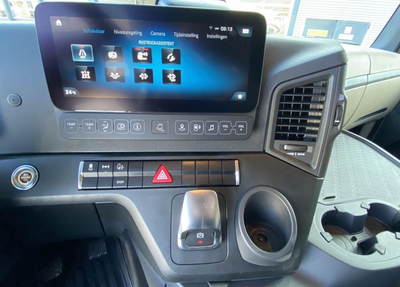 Новый Тягач Mercedes-Benz Actros: фото 16