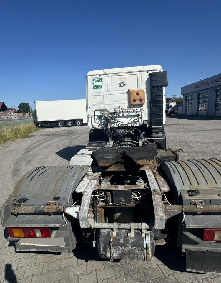 Тягач Scania 112M: фото 14