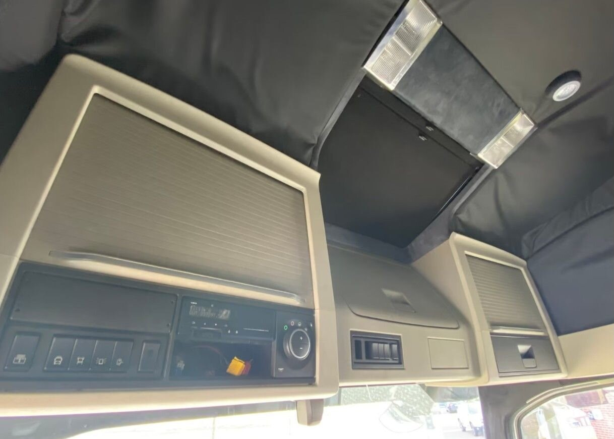 Тягач Volvo FH: фото 14