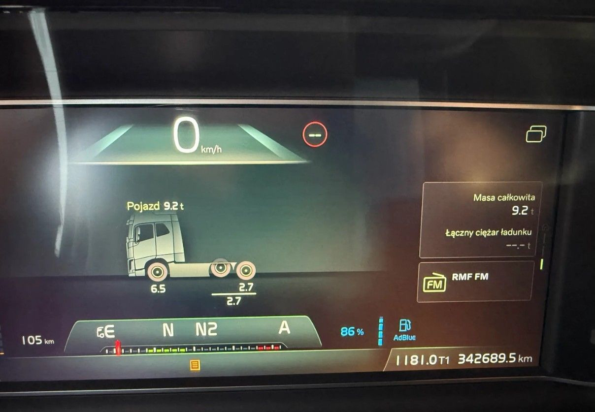 Тягач Volvo FH: фото 13