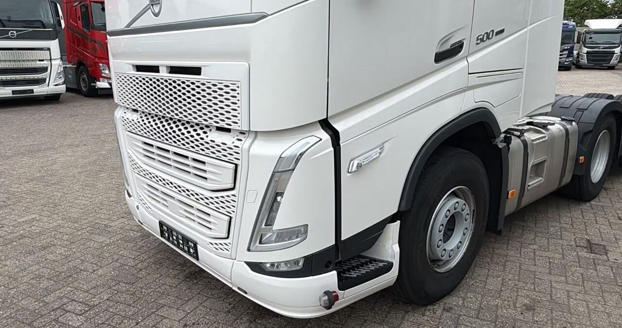 Тягач Volvo FH: фото 10