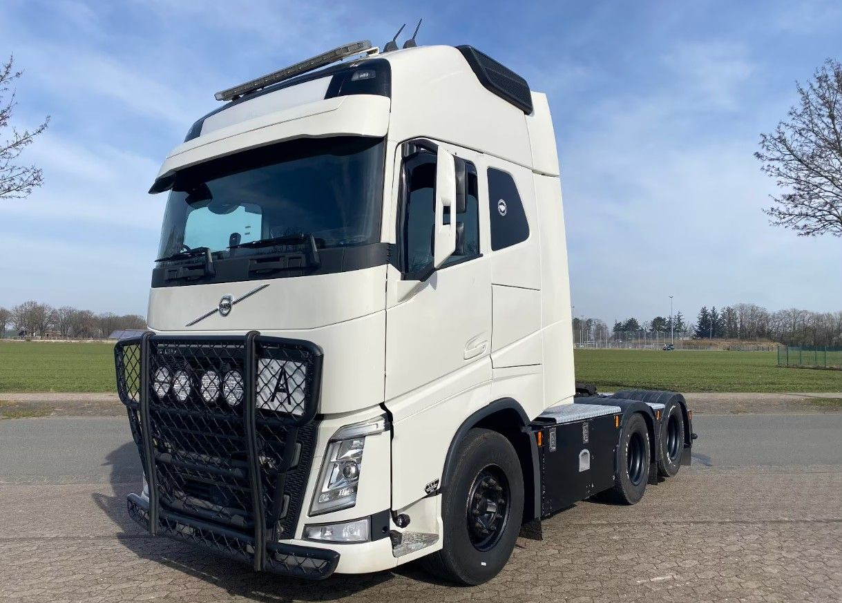Volvo FH - Тягач: фото 1 Volvo FH - Тягач: фото 1