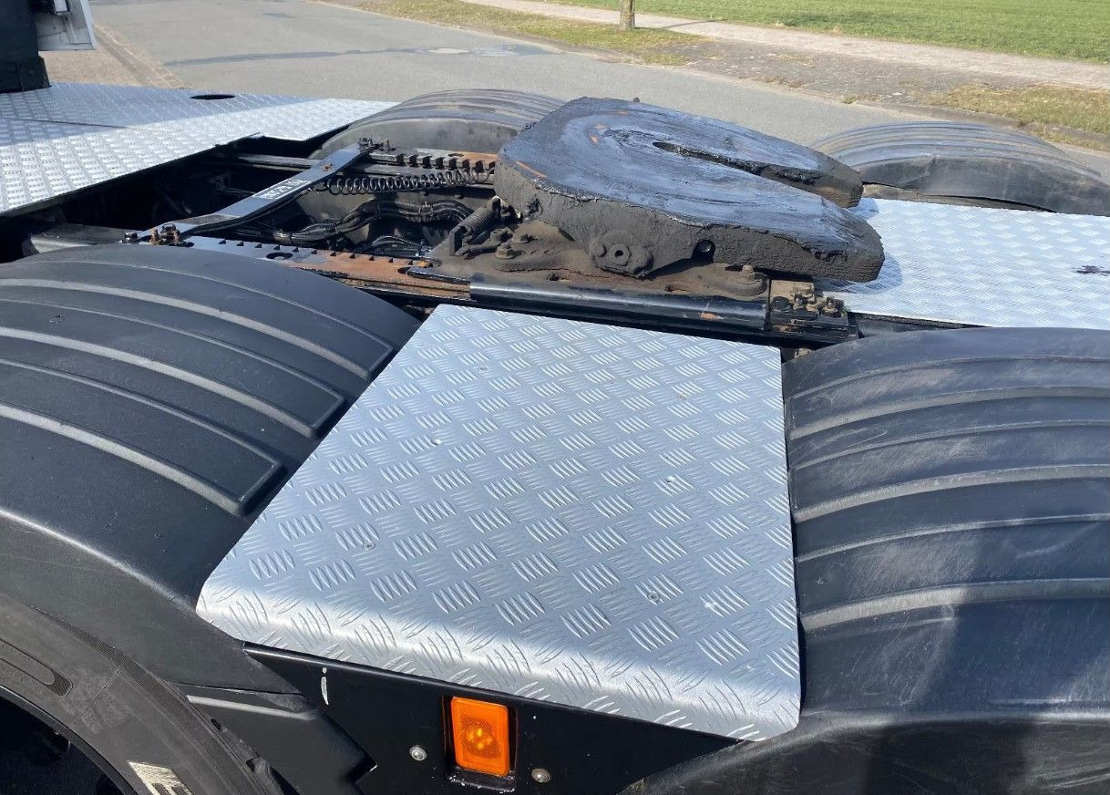 Тягач Volvo FH: фото 8