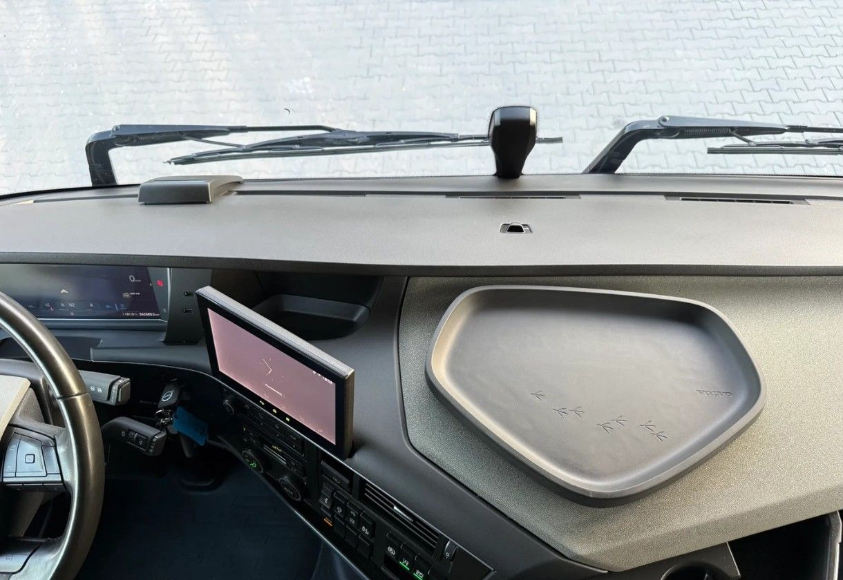 Тягач Volvo FH: фото 21