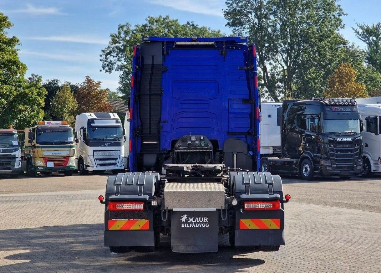 Тягач Volvo FH: фото 6