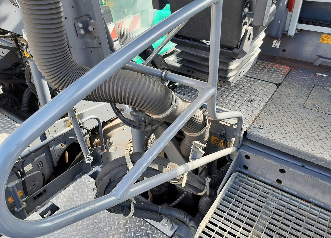 Асфальтоукладчик Vogele SUPER 1800-3i: фото 13