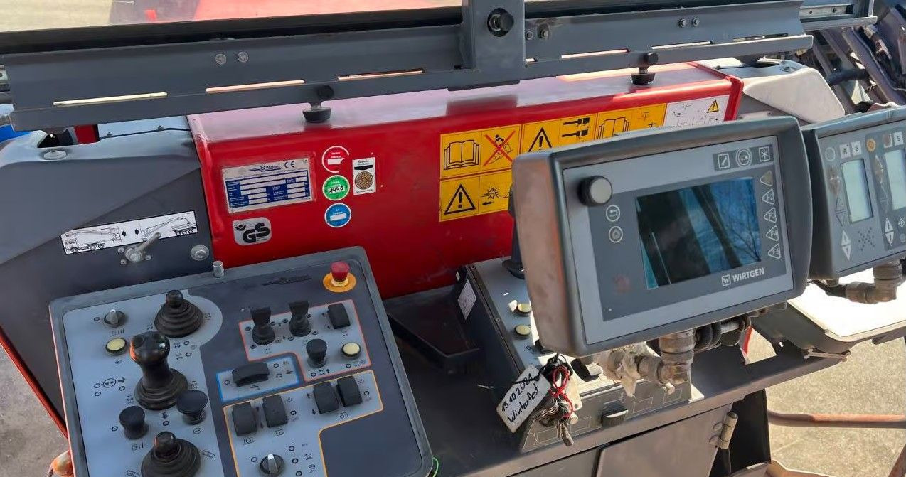 Дорожная фреза Wirtgen W 200: фото 18 Дорожная фреза Wirtgen W 200: фото 18