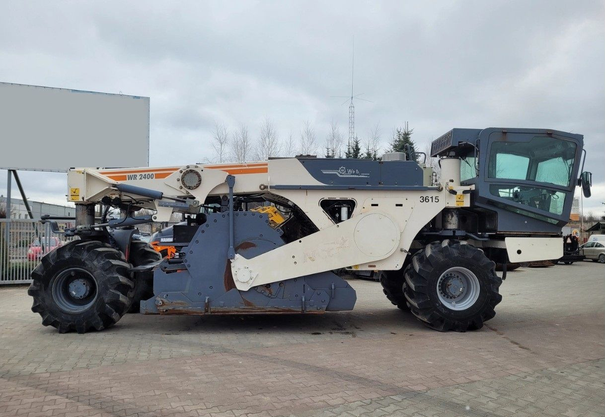 Wirtgen WR 240 - Стабилизатор грунта: фото 2 Wirtgen WR 240 - Стабилизатор грунта: фото 2