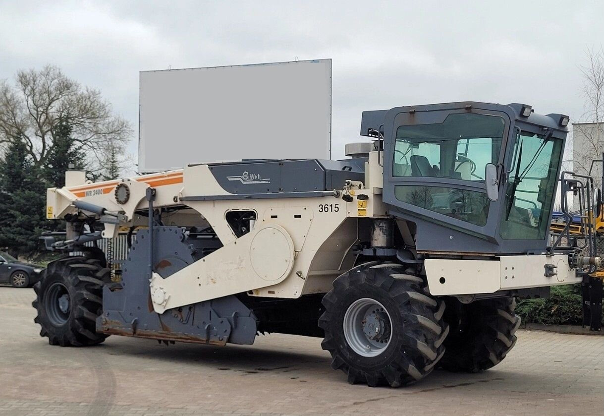 Wirtgen WR 240 - Стабилизатор грунта: фото 1 Wirtgen WR 240 - Стабилизатор грунта: фото 1