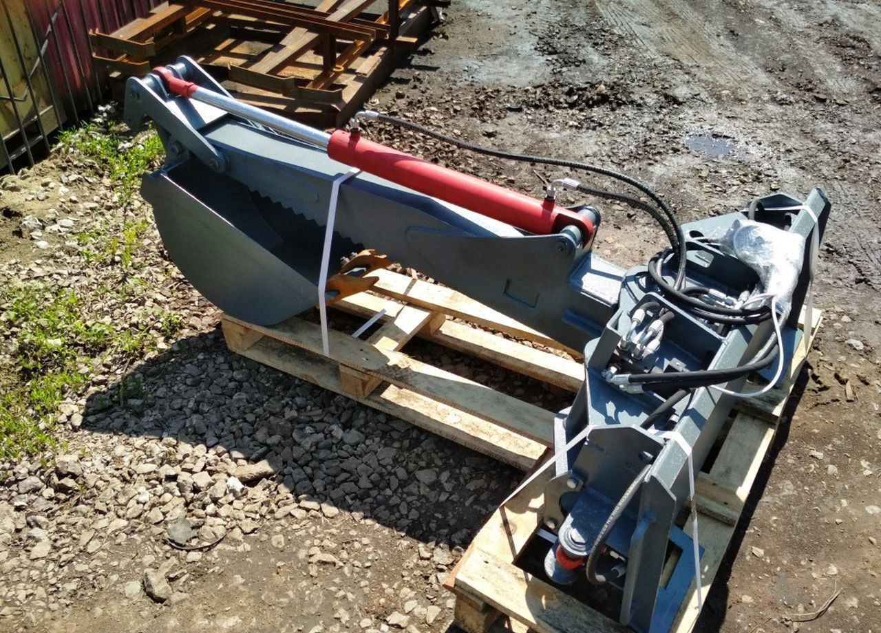 Экскаватор (обратная лопата) на мини погрузчик - Стрела для Мини-погрузчиков с бортовым поворотом: фото 3 Экскаватор (обратная лопата) на мини погрузчик - Стрела для Мини-погрузчиков с бортовым поворотом: фото 3