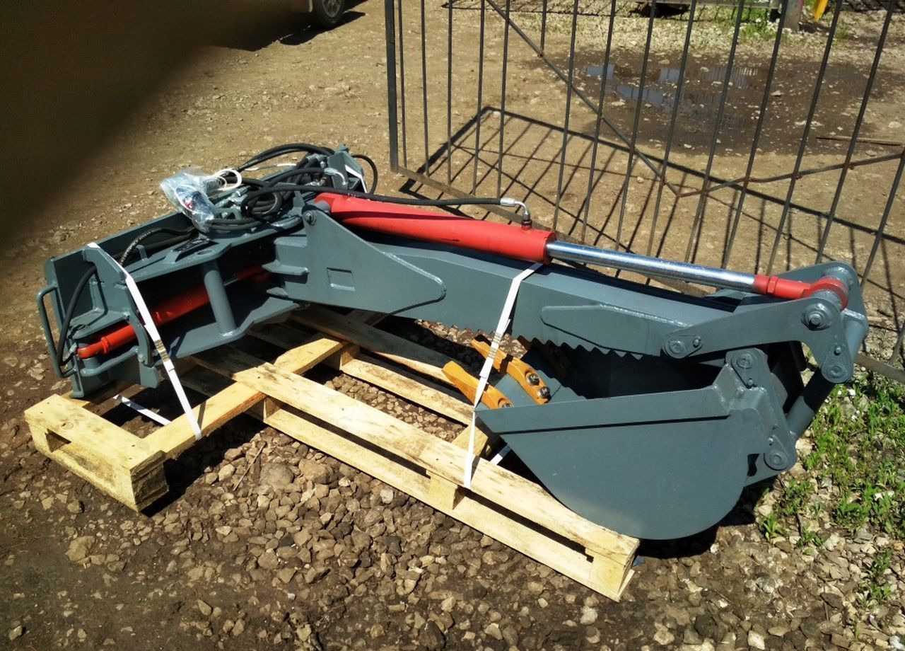 Экскаватор (обратная лопата) на мини погрузчик - Стрела для Мини-погрузчиков с бортовым поворотом: фото 5 Экскаватор (обратная лопата) на мини погрузчик - Стрела для Мини-погрузчиков с бортовым поворотом: фото 5