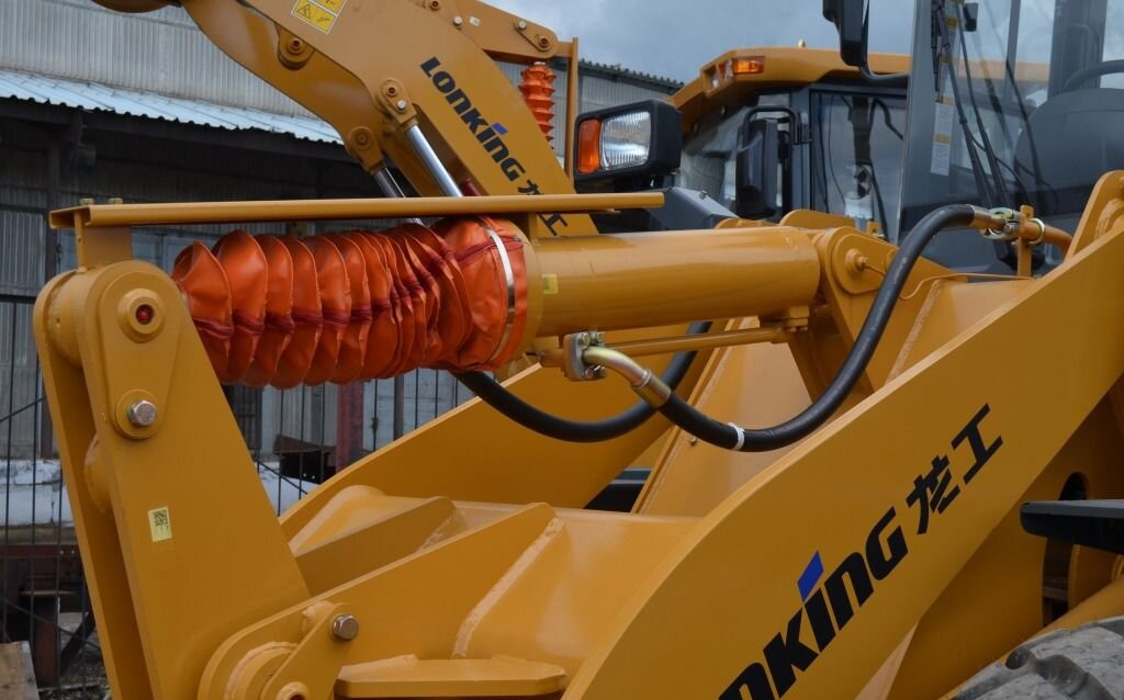 Новый Фронтальный погрузчик Фронтальный погрузчик Lonking LG833B г/п 3 тонны: фото 10