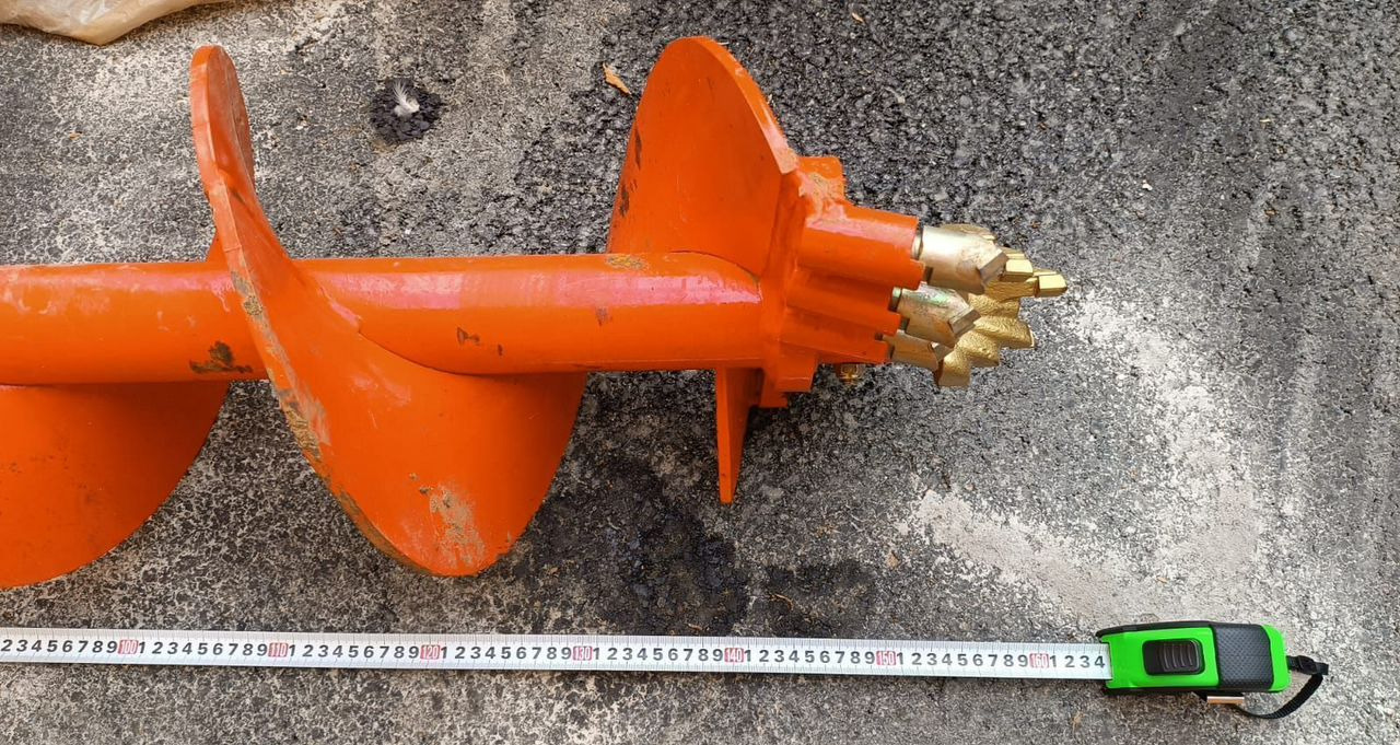 Гидробур (ямобур) на экскаваторы-погрузчики - Бур: фото 4 Гидробур (ямобур) на экскаваторы-погрузчики - Бур: фото 4